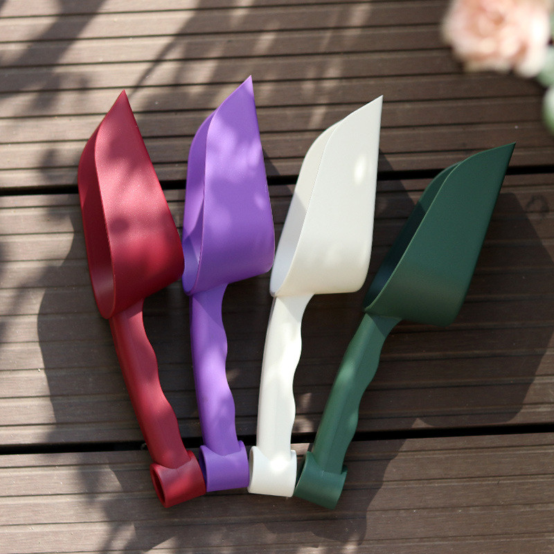 Gardening tools Plastic thickened earth shovel Family planting garden shovel Flower shovel Cat litter shovel