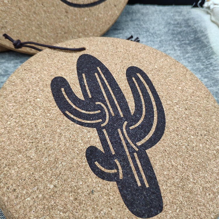 Explosive new heat insulation mat Nordic simple kitchen anti-scald plate mat can hang round cork coasters