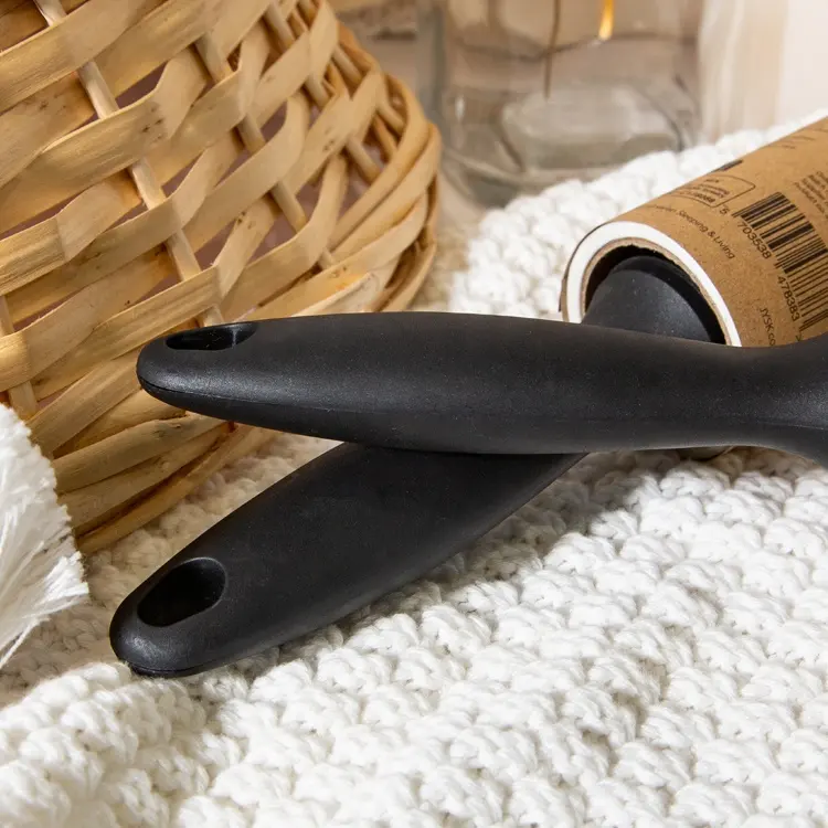 Household Extra Sticky Dust Furniture 60 Sheets Refills Clothing Couch Lint Rollers Custom Logo Lint Remover Roller For Pet Hair