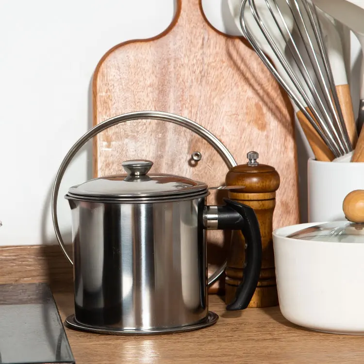 Leak-Proof 304 Stainless Steel Filter Cooking Frying Oil Keeper Can Pot Food Bacon Oil Grease Container With Strainer