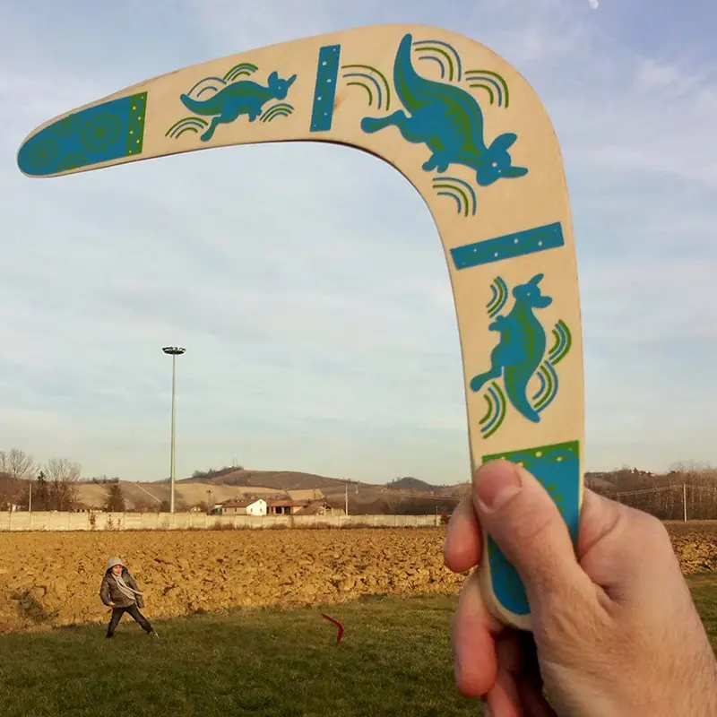 Custom Wholesale Wooden Boomerang Disc Flying Toys for Children Outdoor Sport Game Bumerang Windstick Returning Saucer