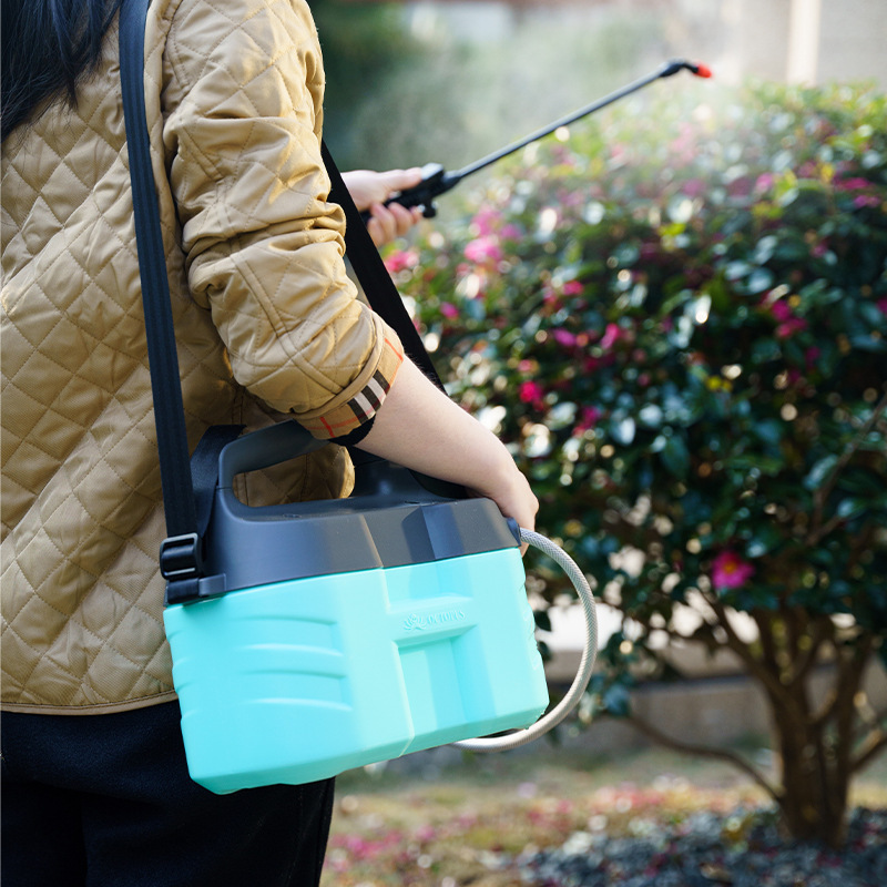 5L8L electric sprayer gardening watering watering watering can electric large capacity watering can lithium battery electric