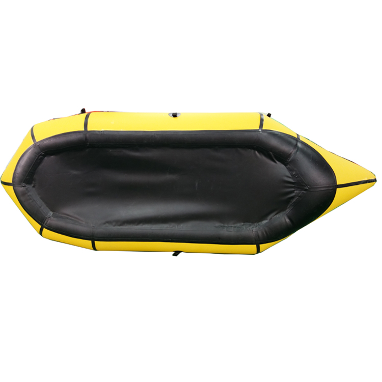 Inflatable lightweight packraft